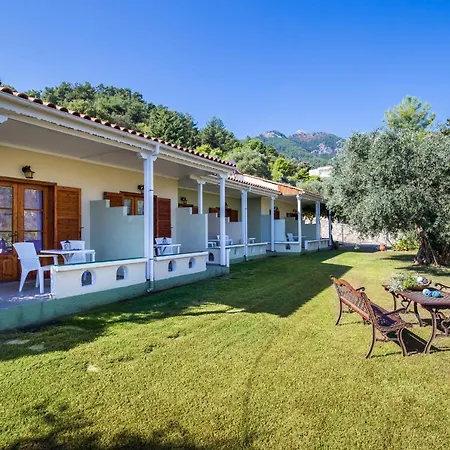 Sarimpalas Pensionat 4*