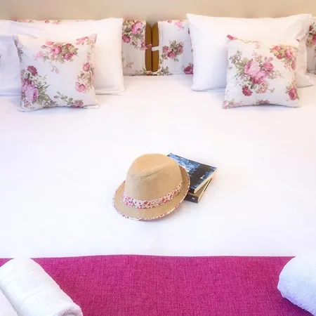 Sarimpalas Guest house *