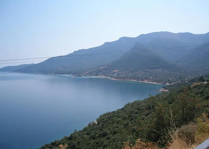 Konukevi Sarimpalas Koinira